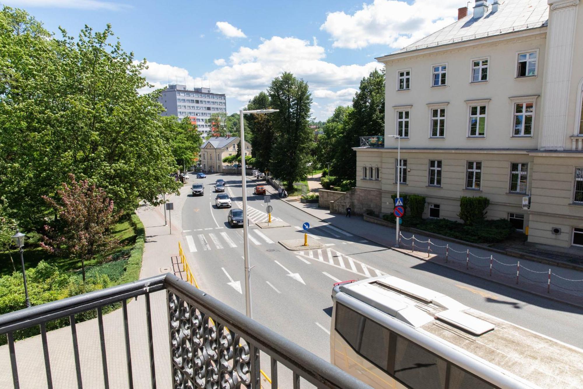 Apartament Old Town Premium Z Balkonem Apartment Klodzko Luaran gambar